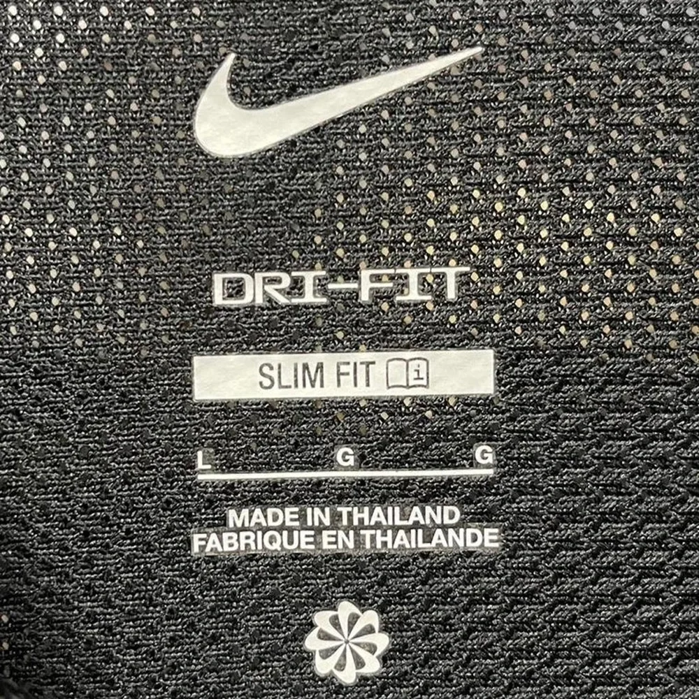 Nike Dri fit Slim Fit lightweight activewear sports soccer workout shirt - Picture 3 of 4